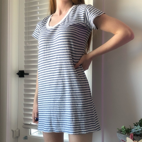 Current/Elliot Slouchy T-Shirt Dress - Picture 4 of 7